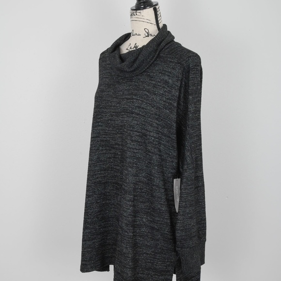 Chico's Lounge Set- NWT - Picture 4 of 7